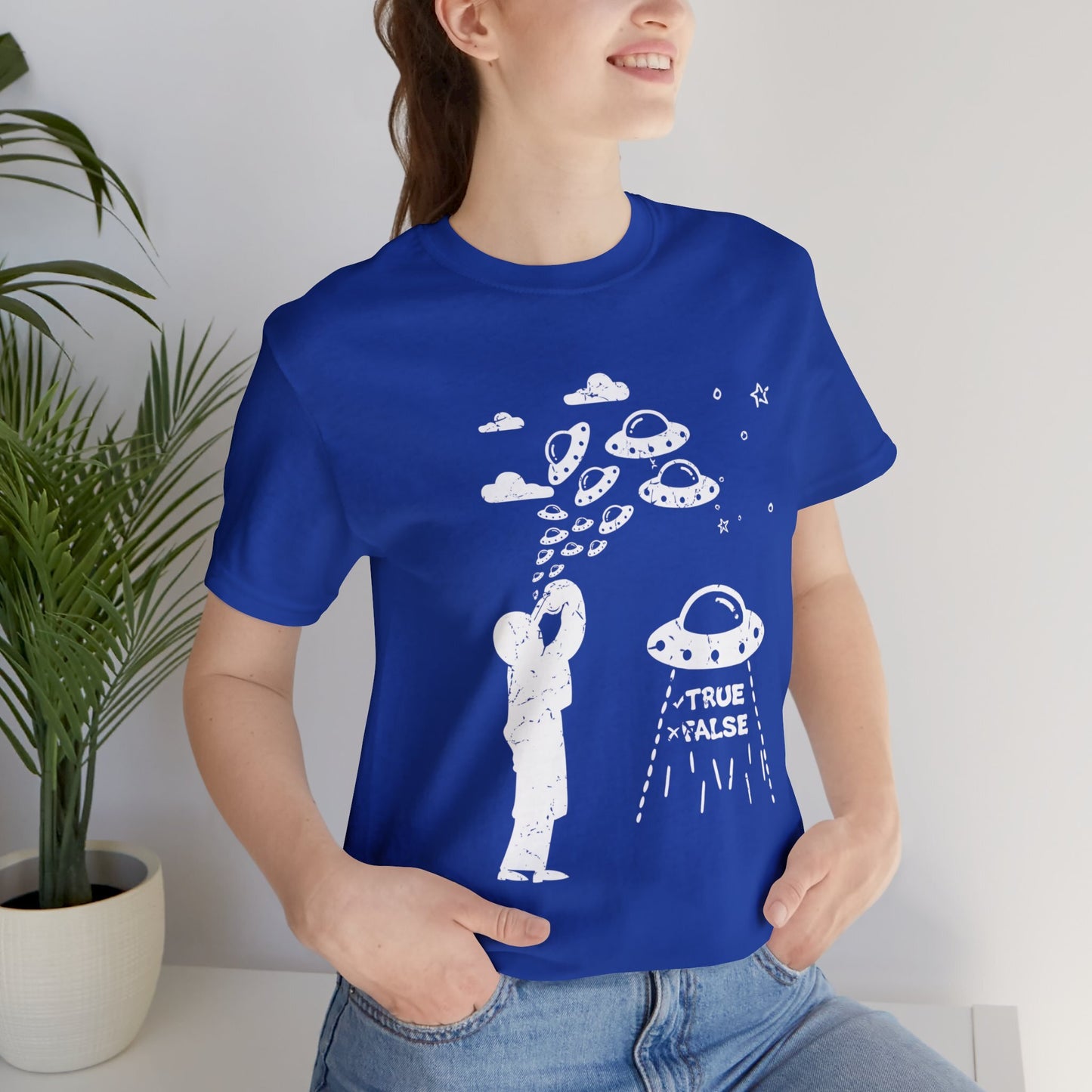True Royal - L - Are Aliens Real? Unisex Cotton T-Shirt